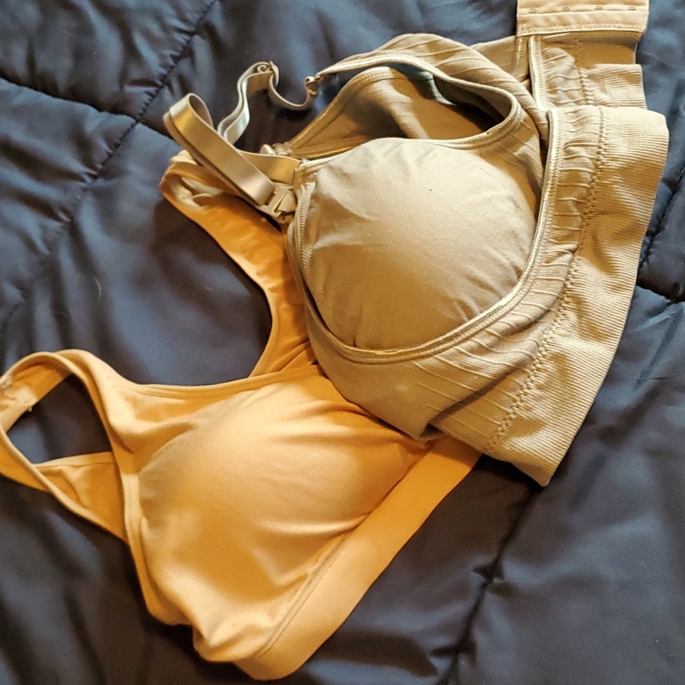 Bundle 2 Maternity bras M